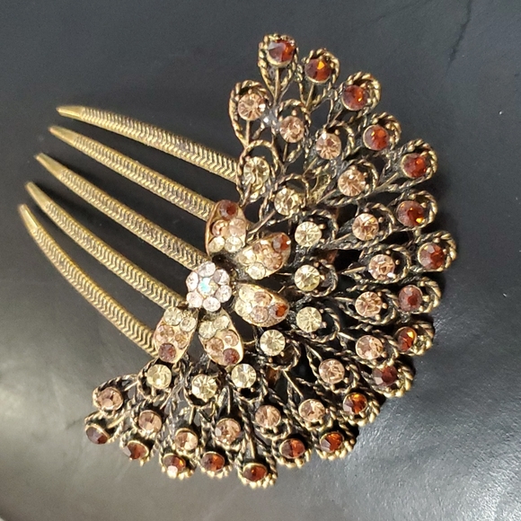 Accessories - Vintage Victorian HairComb Pin